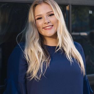 Meet your Posher, Lauren